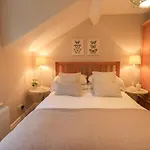 Honeywood House